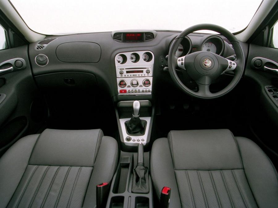 Торпедо Alfa Romeo 156 (932A) 2002 года  (AU) (фото 10 из 17)